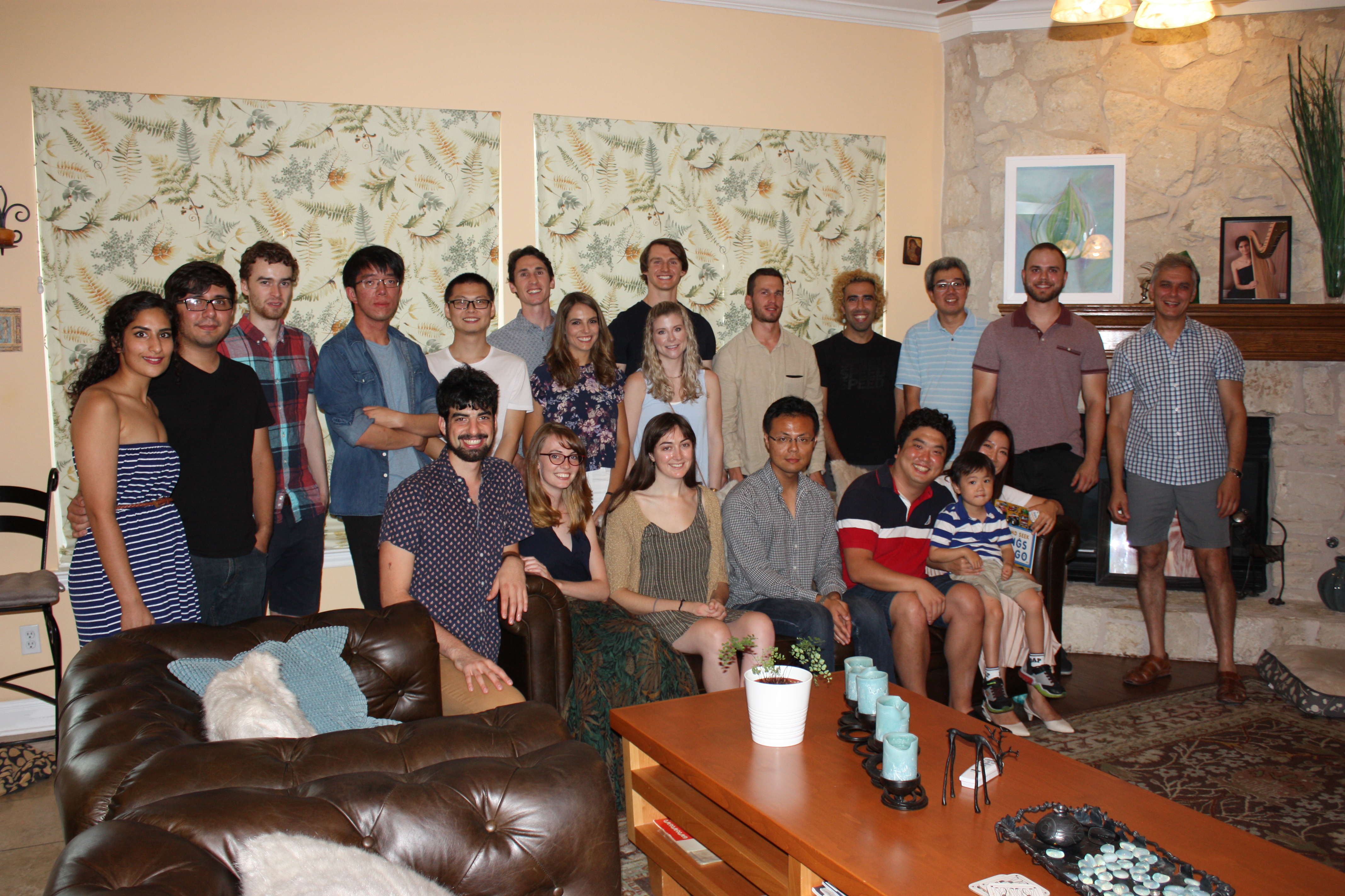 Demkov group members/recruits and family/partners.